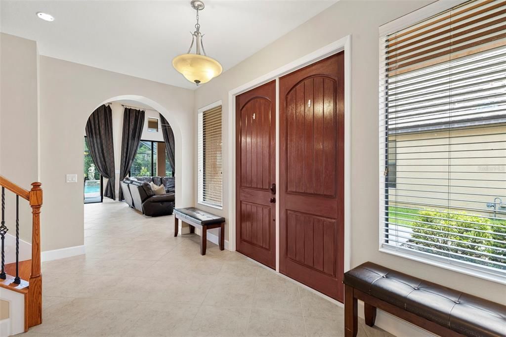 En Venta: $699,000 (4 camas, 3 baños, 3251 Pies cuadrados)