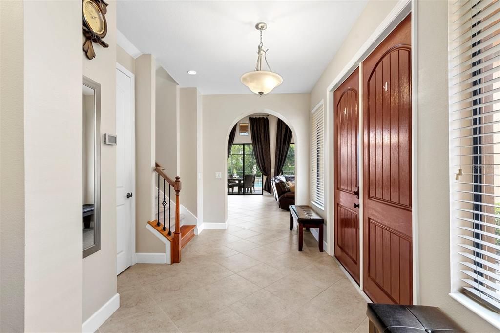 En Venta: $699,000 (4 camas, 3 baños, 3251 Pies cuadrados)