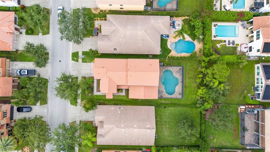 En Venta: $699,000 (4 camas, 3 baños, 3251 Pies cuadrados)