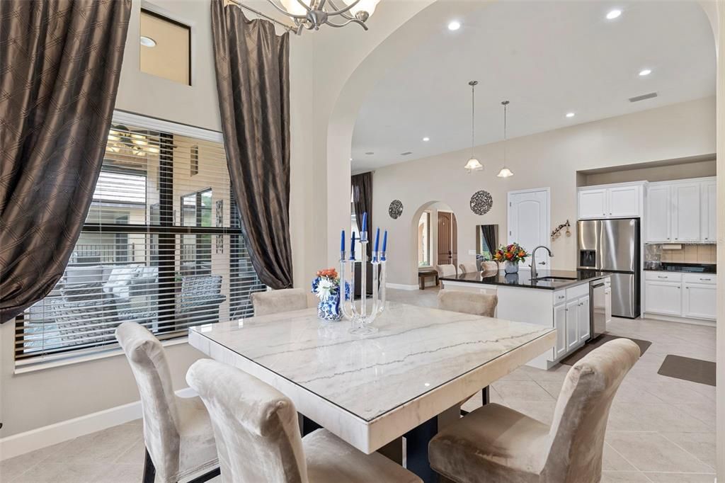 En Venta: $699,000 (4 camas, 3 baños, 3251 Pies cuadrados)