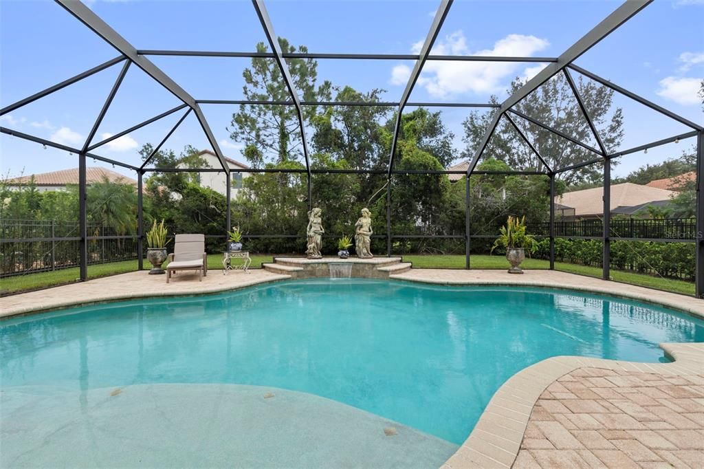 En Venta: $699,000 (4 camas, 3 baños, 3251 Pies cuadrados)