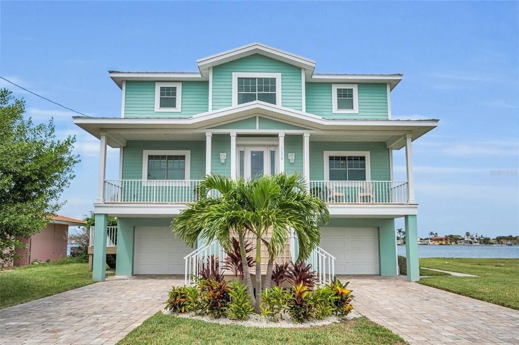 Active With Contract: $2,495,000 (5 beds, 4 baths, 3028 Square Feet)