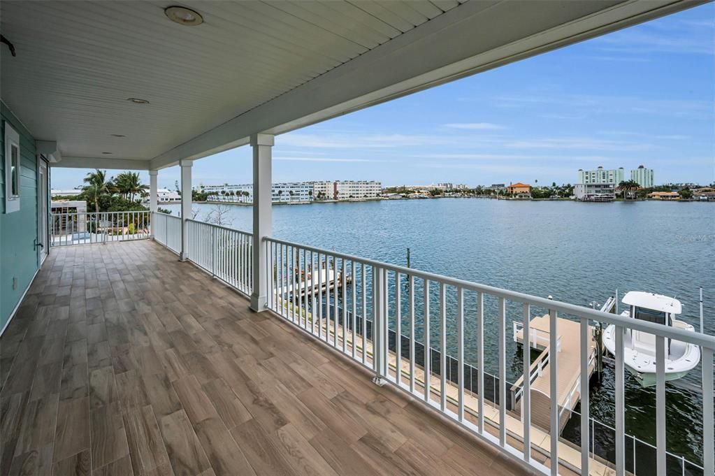 Active With Contract: $2,495,000 (5 beds, 4 baths, 3028 Square Feet)