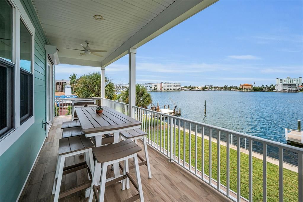 Active With Contract: $2,495,000 (5 beds, 4 baths, 3028 Square Feet)