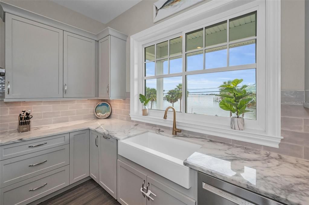 Active With Contract: $2,495,000 (5 beds, 4 baths, 3028 Square Feet)