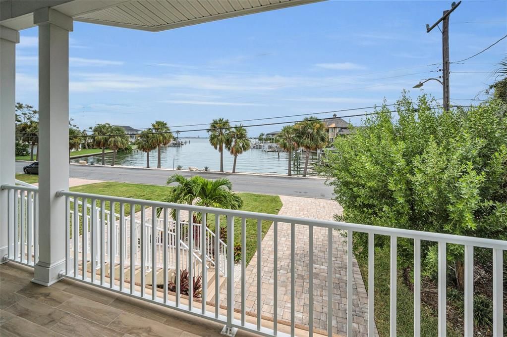 Active With Contract: $2,495,000 (5 beds, 4 baths, 3028 Square Feet)