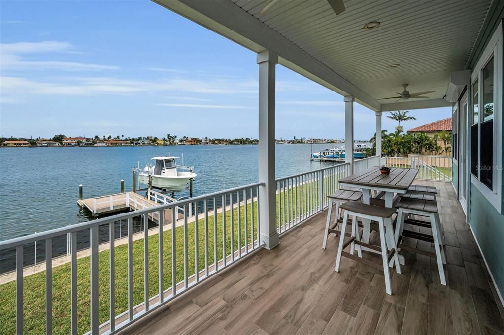 Active With Contract: $2,495,000 (5 beds, 4 baths, 3028 Square Feet)