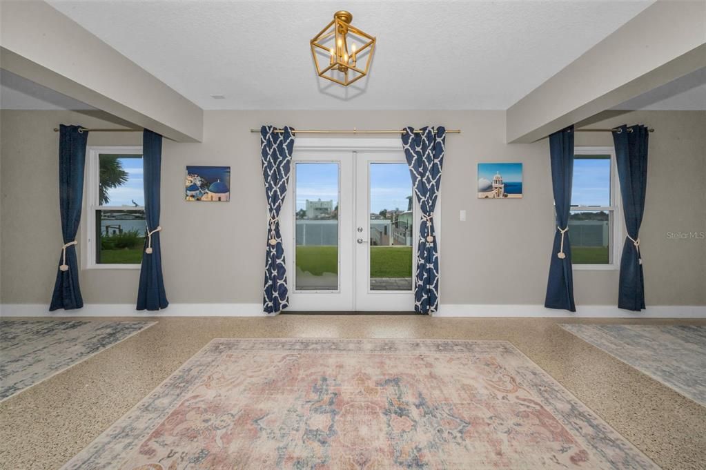 Active With Contract: $2,495,000 (5 beds, 4 baths, 3028 Square Feet)