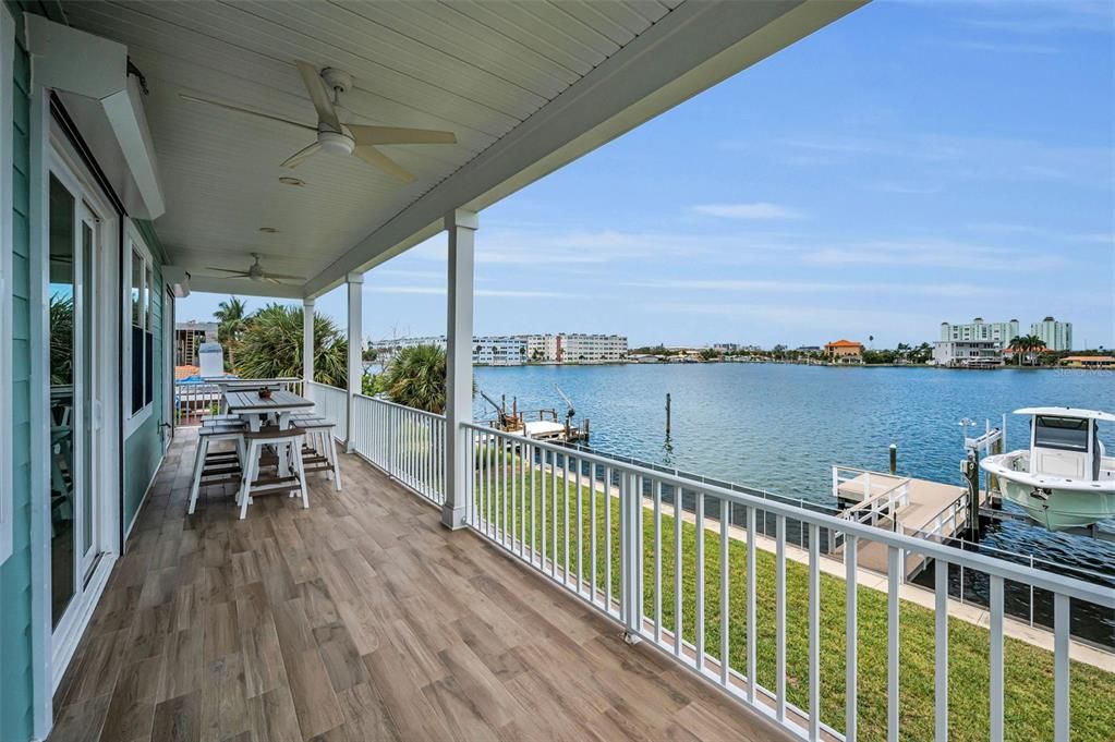 Active With Contract: $2,495,000 (5 beds, 4 baths, 3028 Square Feet)