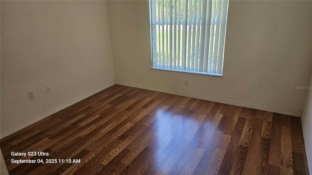 For Rent: $1,800 (4 beds, 2 baths, 1732 Square Feet)