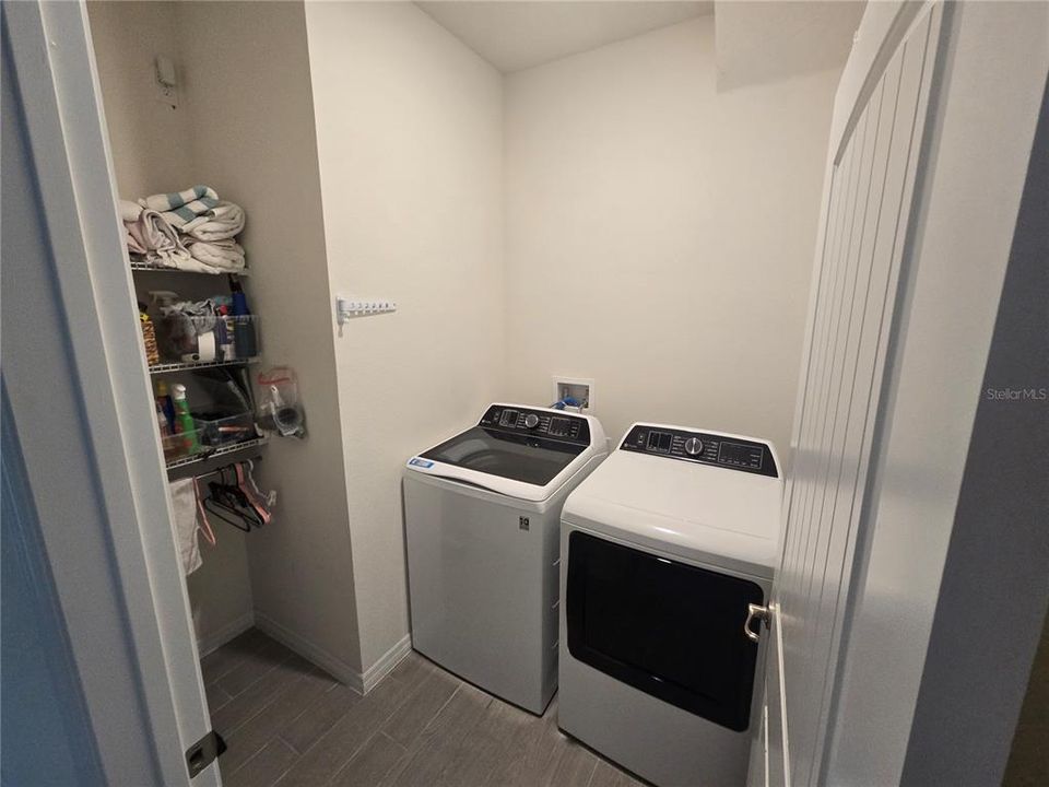 待售: $379,900 (3 贝兹, 2 浴室, 1662 平方英尺)