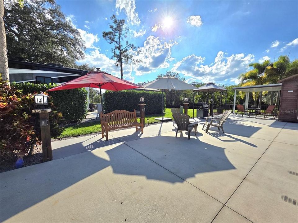 待售: $165,000 (0.09 acres)