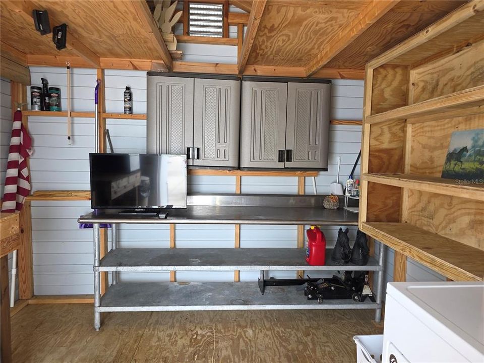 待售: $165,000 (0.09 acres)