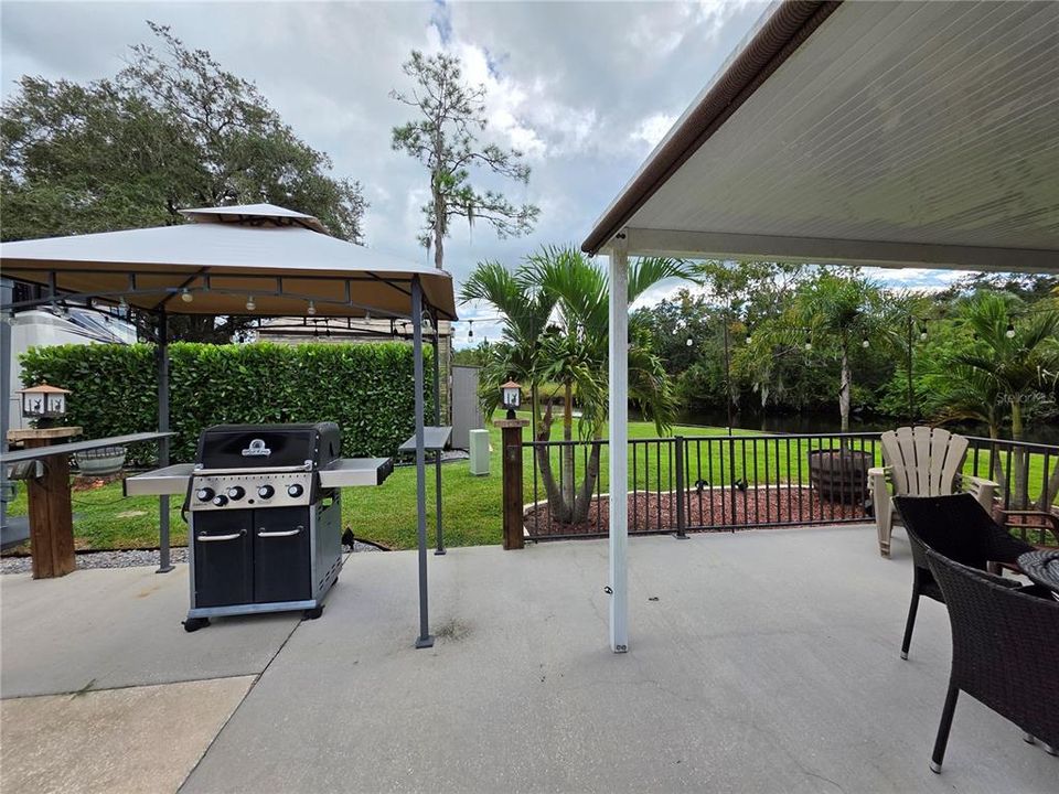 待售: $165,000 (0.09 acres)