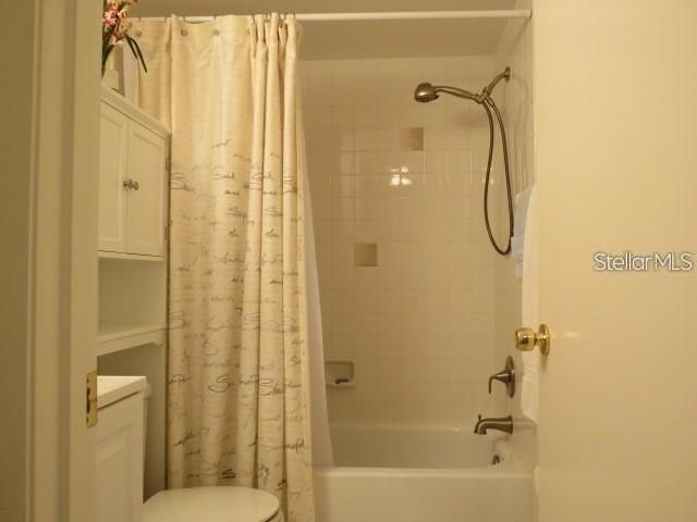 В аренду: $1,950 (2 спален, 2 ванн, 1042 Квадратных фут)