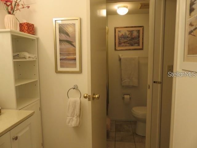 В аренду: $1,950 (2 спален, 2 ванн, 1042 Квадратных фут)