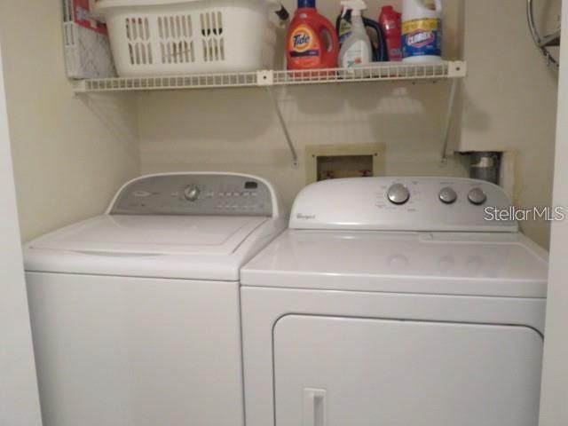 В аренду: $1,950 (2 спален, 2 ванн, 1042 Квадратных фут)