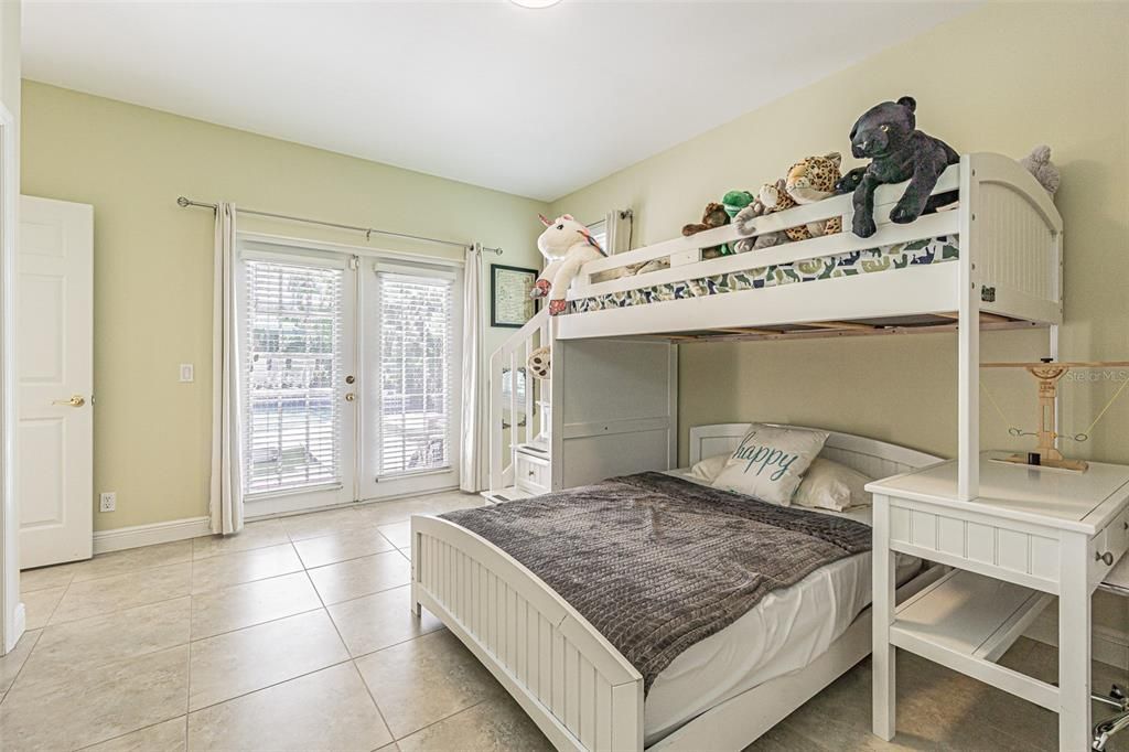 待售: $1,049,000 (5 贝兹, 3 浴室, 3223 平方英尺)