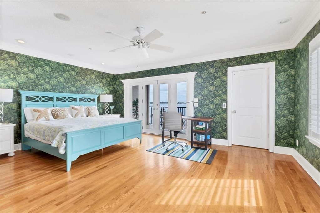 На продажу: $699,000 (3 спален, 3 ванн, 2192 Квадратных фут)