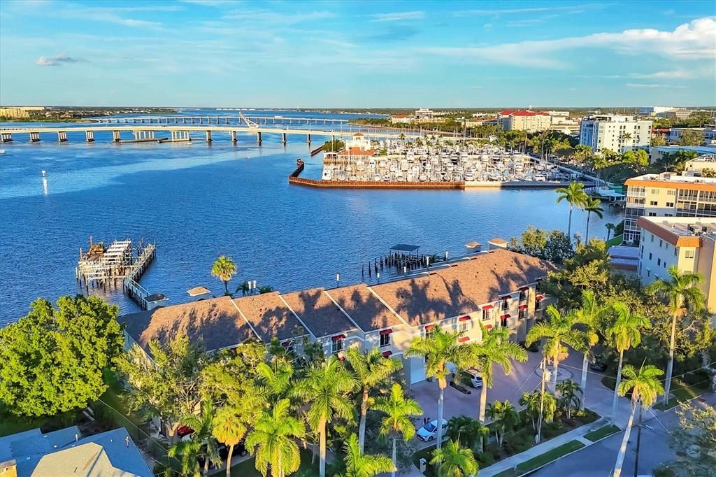 На продажу: $699,000 (3 спален, 3 ванн, 2192 Квадратных фут)