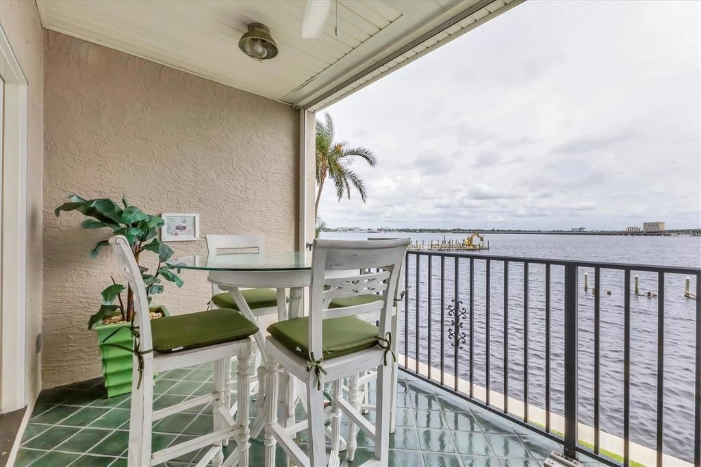 На продажу: $699,000 (3 спален, 3 ванн, 2192 Квадратных фут)