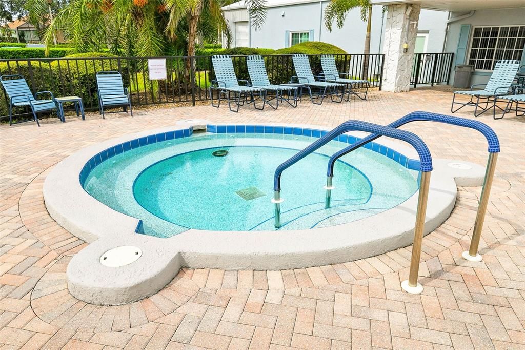 For Sale: $210,000 (2 beds, 2 baths, 1296 Square Feet)