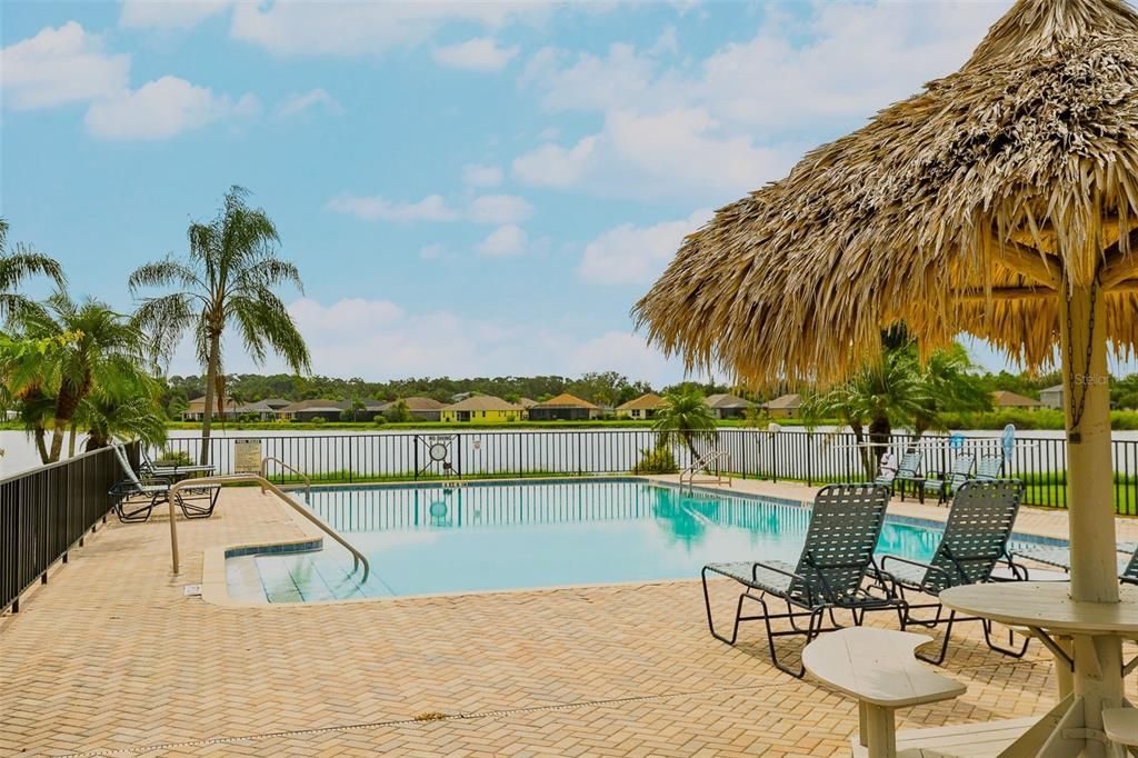 For Sale: $210,000 (2 beds, 2 baths, 1296 Square Feet)