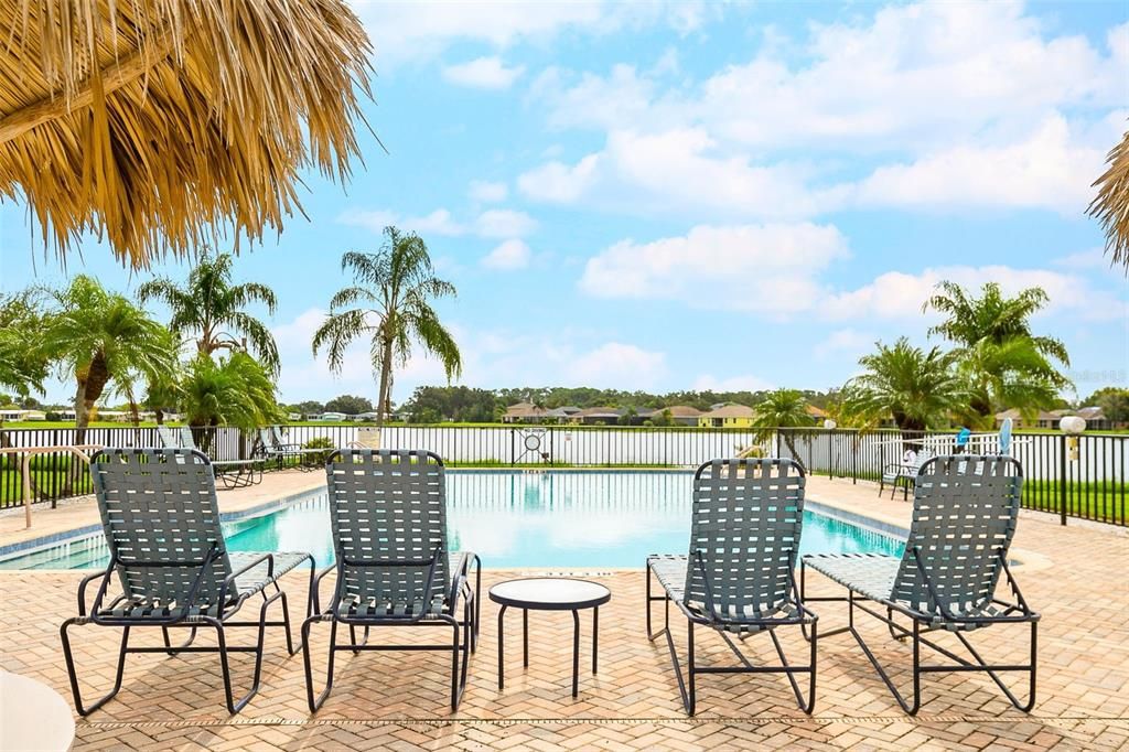 For Sale: $210,000 (2 beds, 2 baths, 1296 Square Feet)