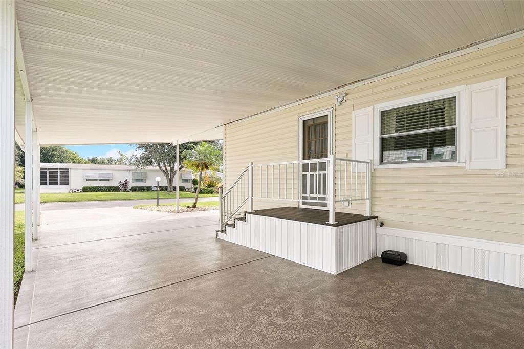 For Sale: $210,000 (2 beds, 2 baths, 1296 Square Feet)