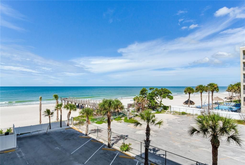 На продажу: $1,174,999 (3 спален, 3 ванн, 1450 Квадратных фут)