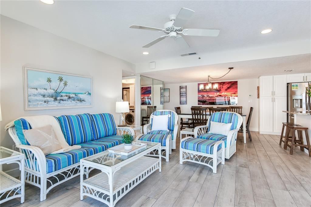 На продажу: $1,174,999 (3 спален, 3 ванн, 1450 Квадратных фут)