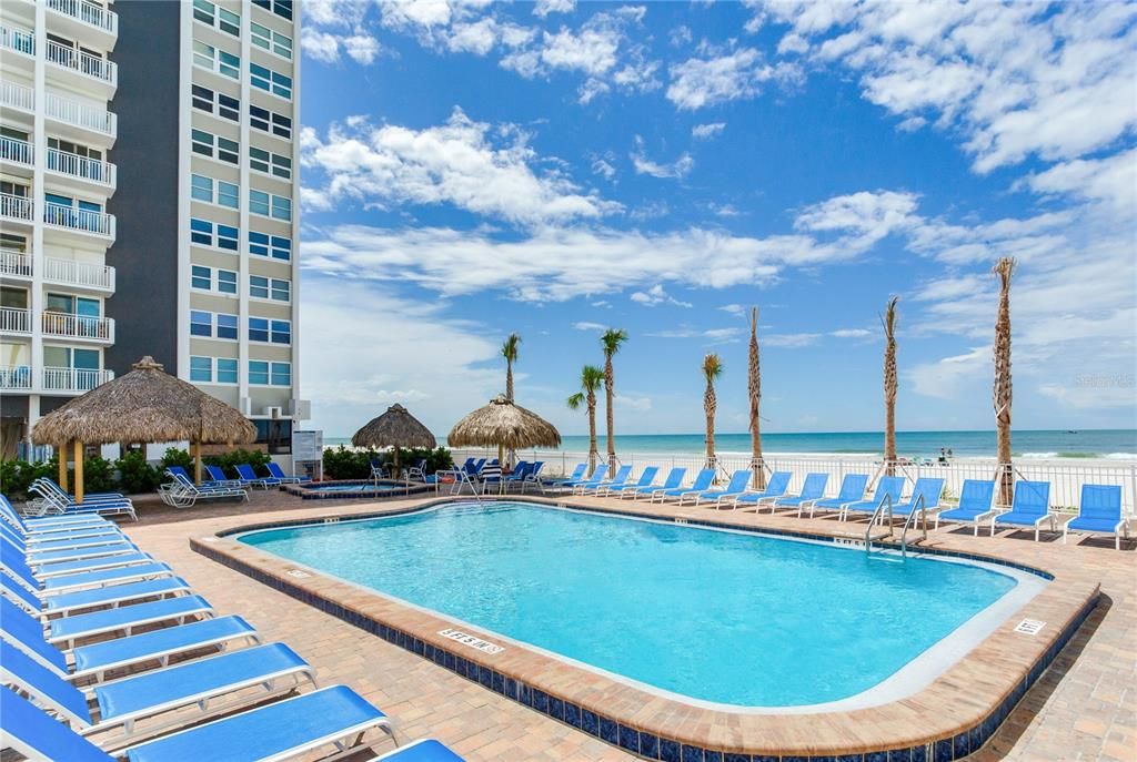 На продажу: $1,174,999 (3 спален, 3 ванн, 1450 Квадратных фут)