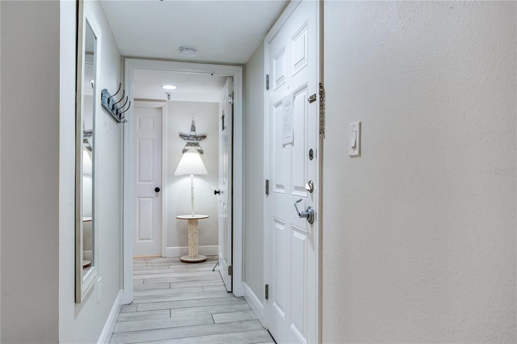 На продажу: $1,174,999 (3 спален, 3 ванн, 1450 Квадратных фут)