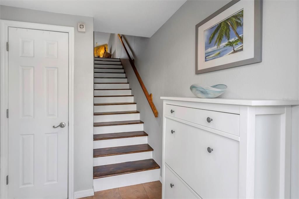 For Sale: $475,000 (2 beds, 2 baths, 1475 Square Feet)