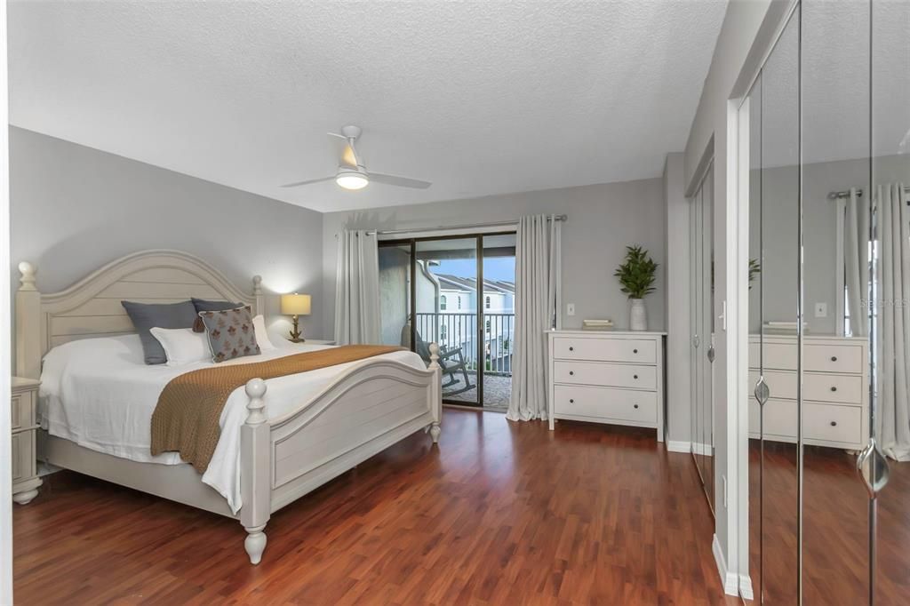 For Sale: $475,000 (2 beds, 2 baths, 1475 Square Feet)