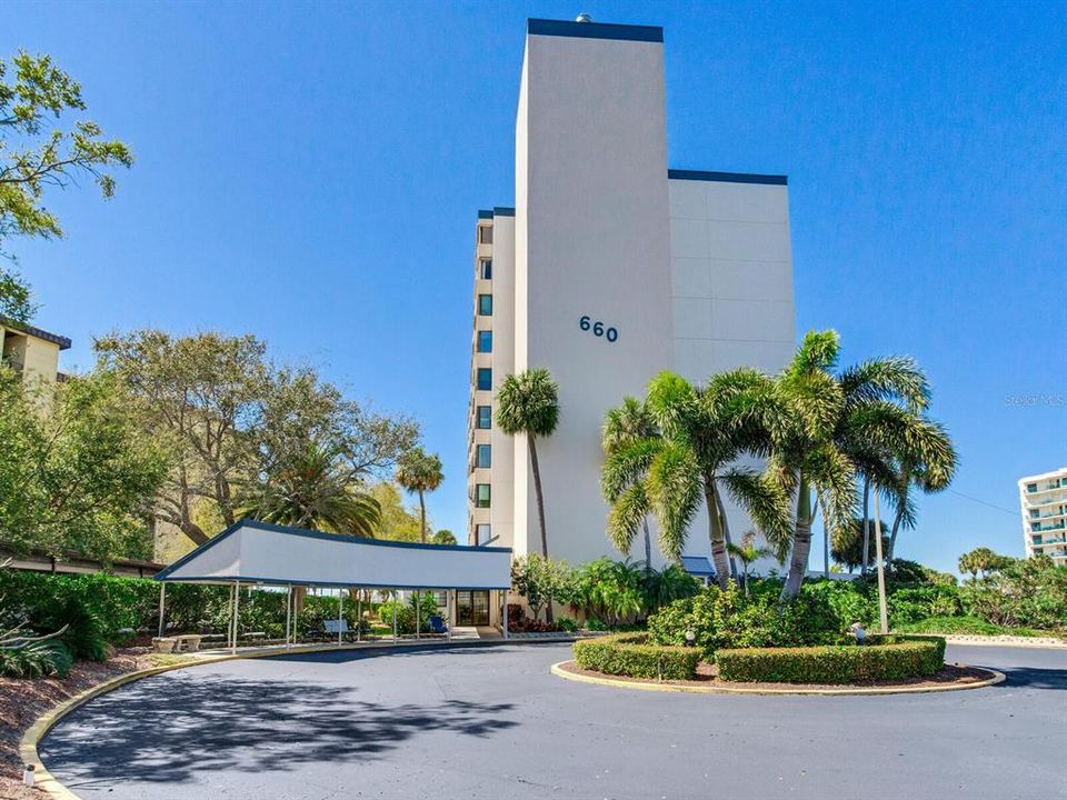 Activo con contrato: $430,000 (2 camas, 2 baños, 1350 Pies cuadrados)