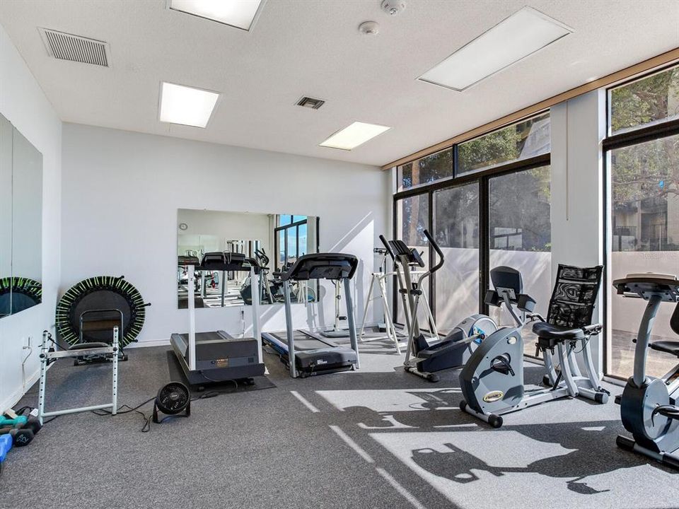 Activo con contrato: $430,000 (2 camas, 2 baños, 1350 Pies cuadrados)