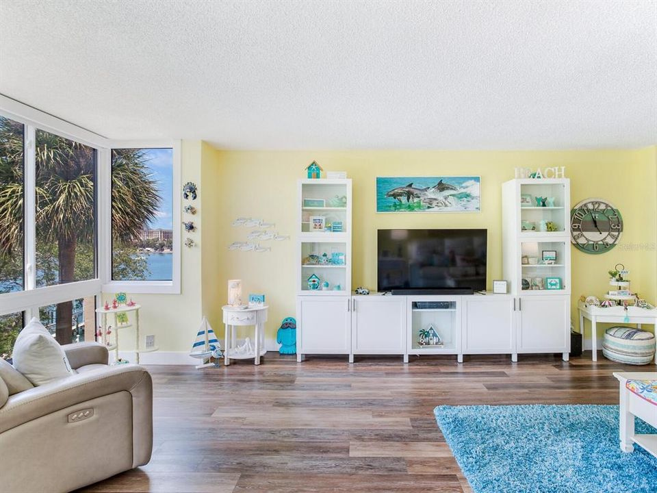 Activo con contrato: $430,000 (2 camas, 2 baños, 1350 Pies cuadrados)