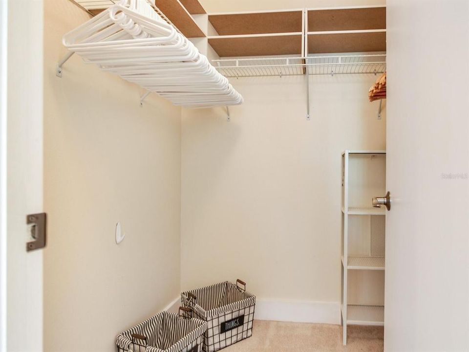 Activo con contrato: $430,000 (2 camas, 2 baños, 1350 Pies cuadrados)