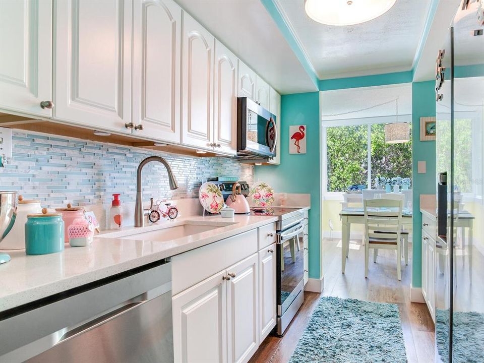 Activo con contrato: $430,000 (2 camas, 2 baños, 1350 Pies cuadrados)