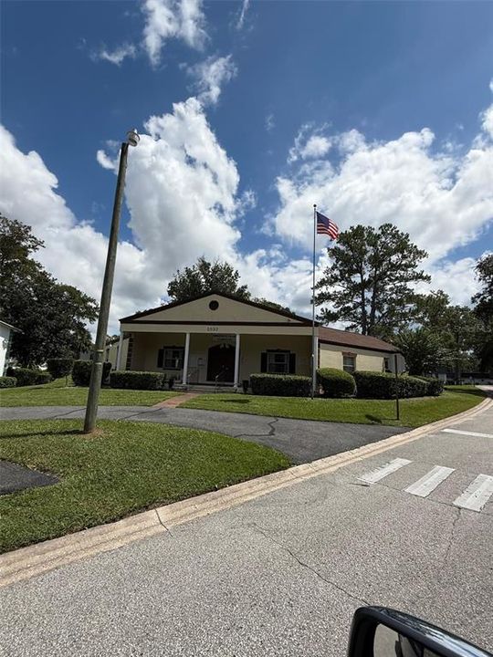 For Sale: $119,000 (1 beds, 1 baths, 675 Square Feet)