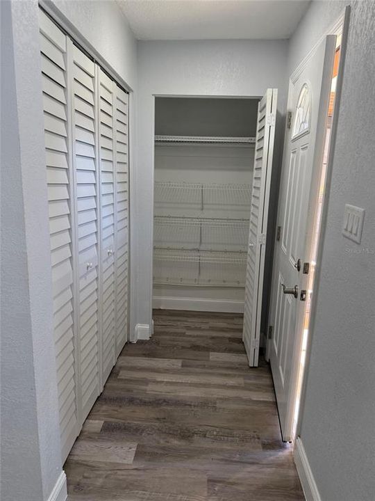 For Sale: $119,000 (1 beds, 1 baths, 675 Square Feet)