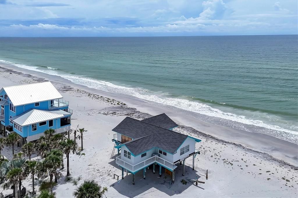 合同活跃: $1,129,990 (2 贝兹, 2 浴室, 1387 平方英尺)