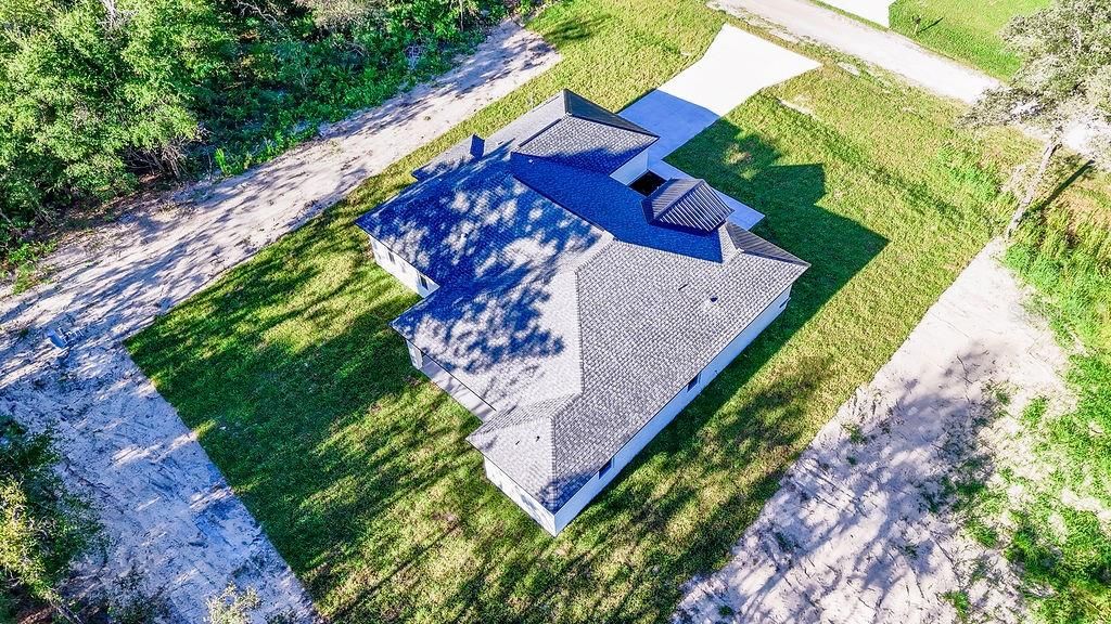 For Sale: $475,000 (4 beds, 3 baths, 2011 Square Feet)