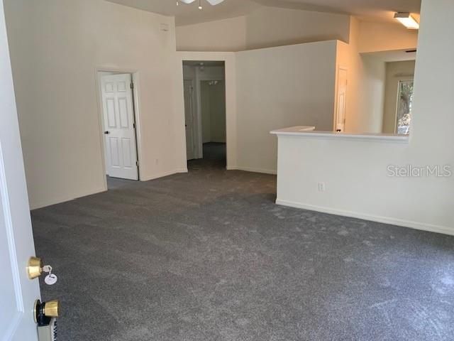 En Renta: $1,745 (4 camas, 2 baños, 1353 Pies cuadrados)