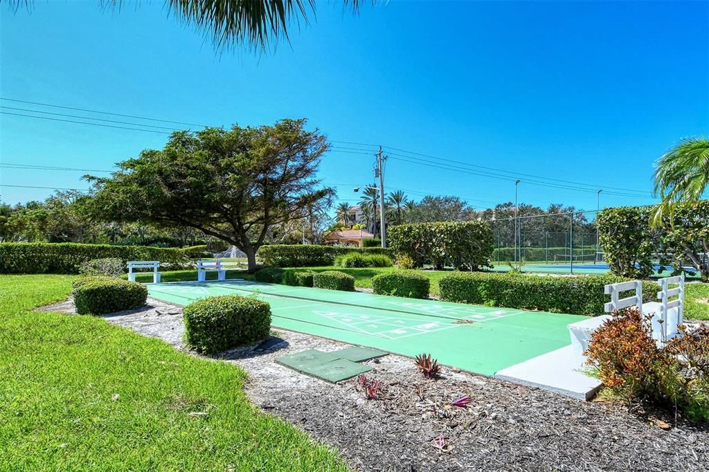 For Sale: $725,000 (2 beds, 2 baths, 1312 Square Feet)