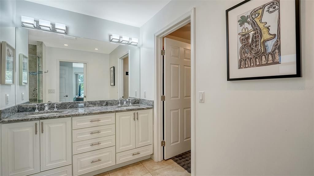 For Sale: $725,000 (2 beds, 2 baths, 1312 Square Feet)