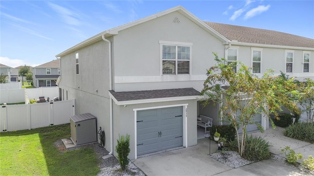 Active With Contract: $315,000 (3 beds, 2 baths, 1884 Square Feet)