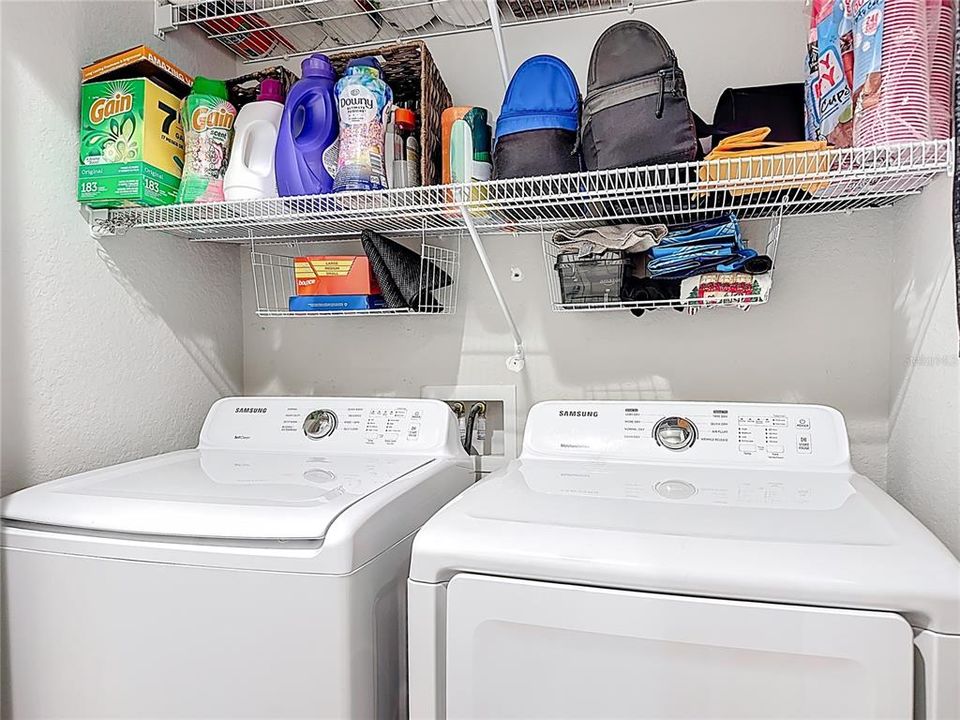 Active With Contract: $315,000 (3 beds, 2 baths, 1884 Square Feet)