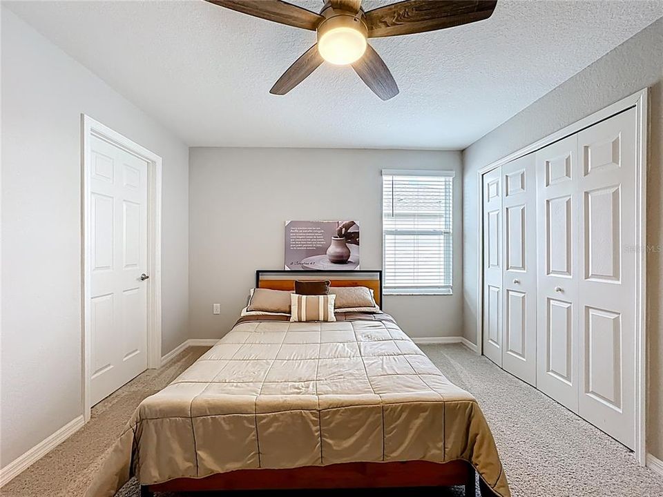 Active With Contract: $315,000 (3 beds, 2 baths, 1884 Square Feet)